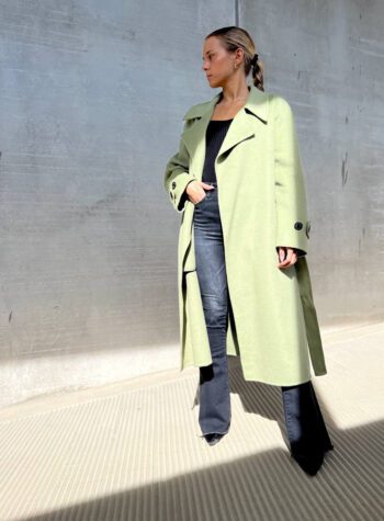 Shop Online Cappotto lungo verde salvia con fusciacca Vicolo