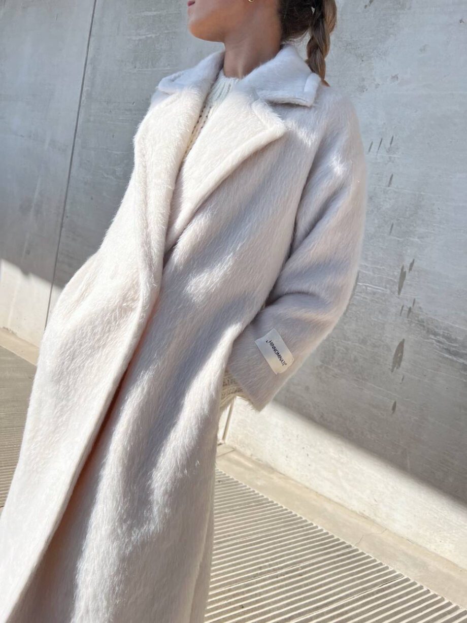 Shop Online Cappotto lungo burro con peloncino Hinnominate