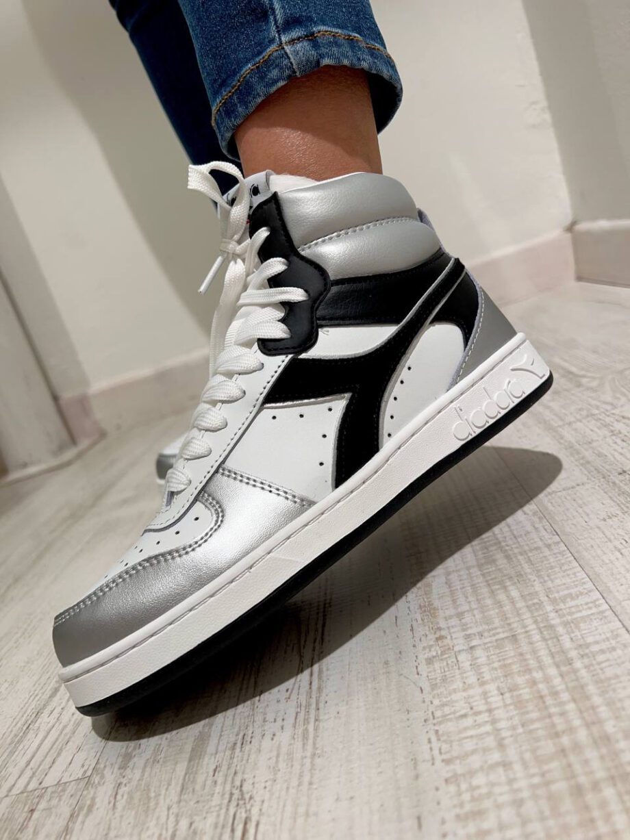 Shop Online Sneakers magic basket mid space nere Diadora