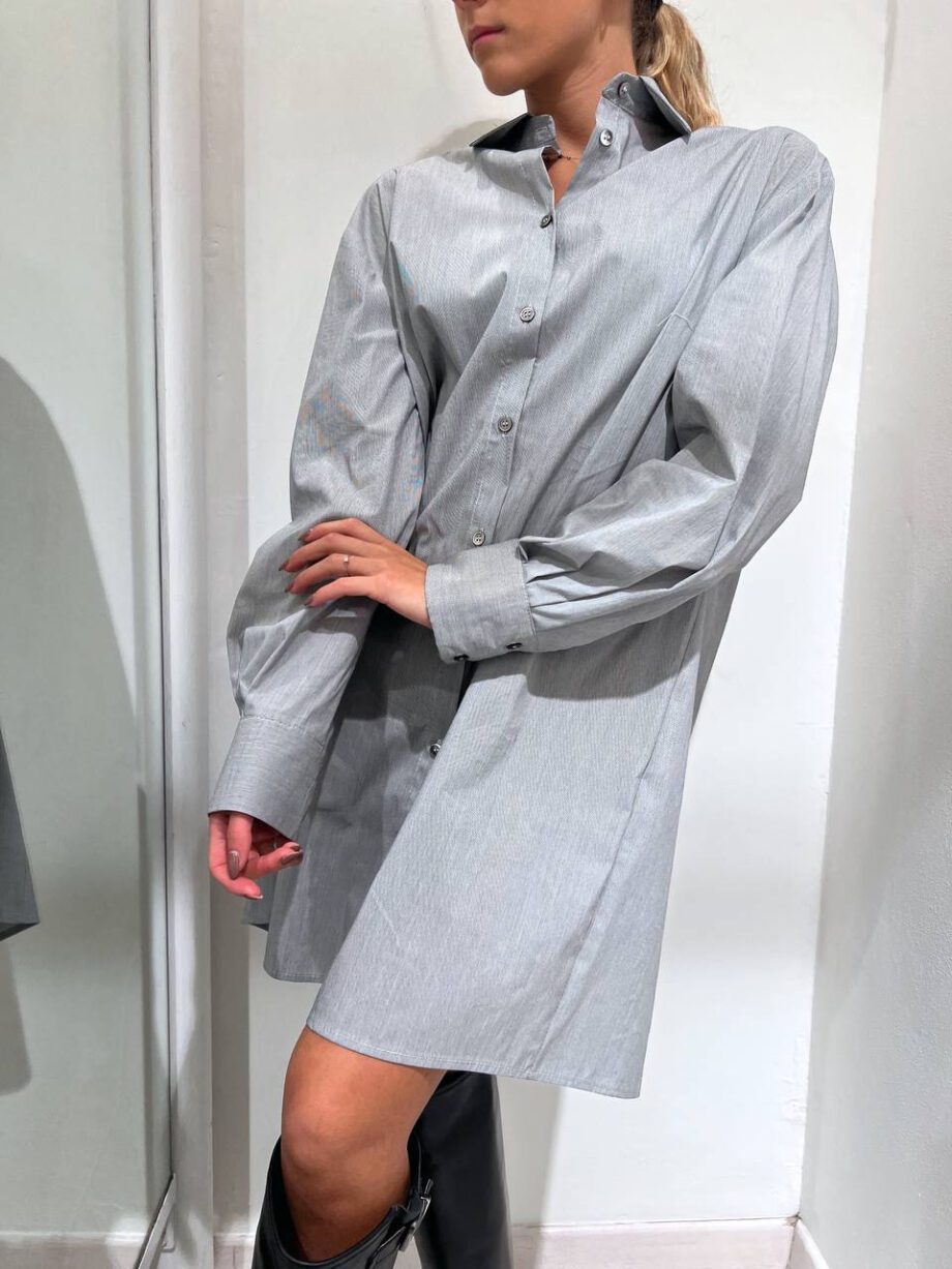 Shop Online Camicia oversize grigia in cotone Vicolo