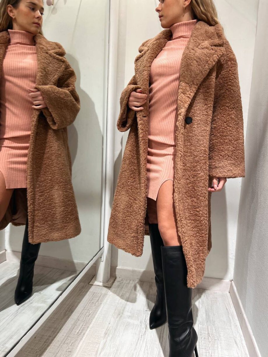 Shop Online Cappotto teddy lungo beige rosato Vicolo