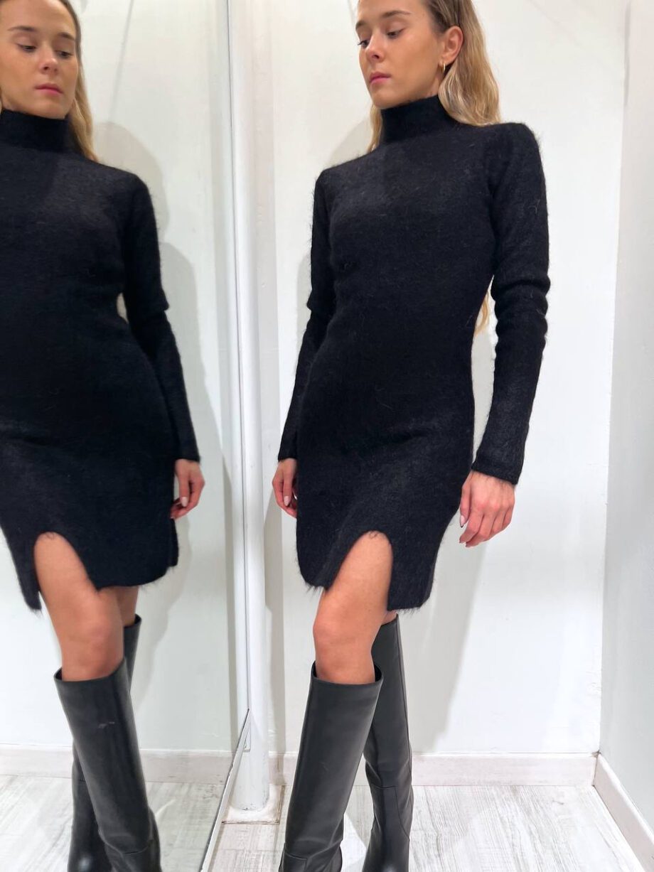 Shop Online Vestito corto nero in maglia oblò Vicolo