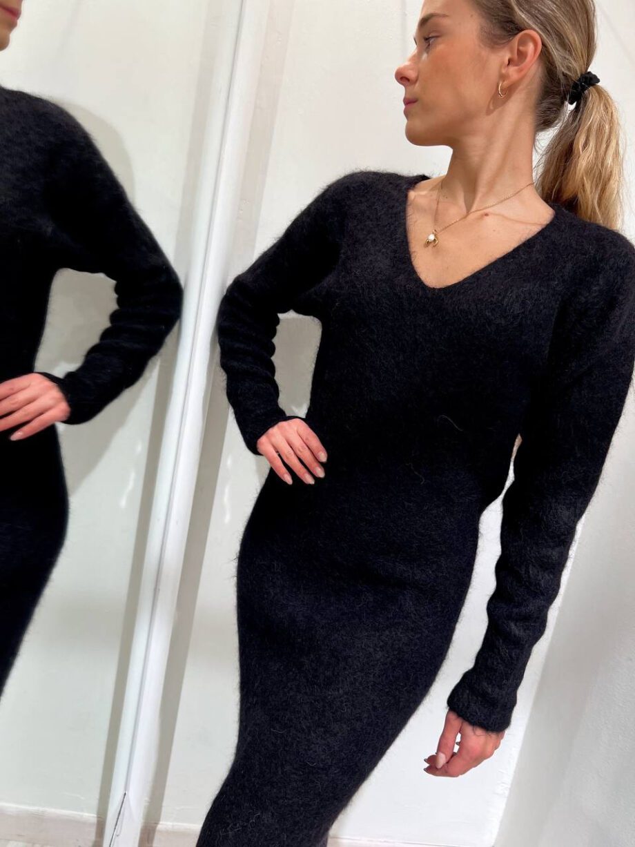 Shop Online Vestito lungo in maglia con spacco nero Vicolo