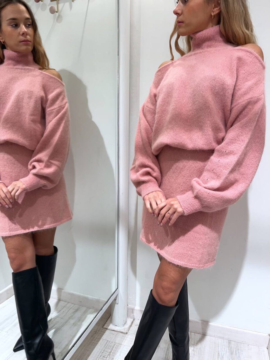 Shop Online Maglione cut out rosa Vicolo