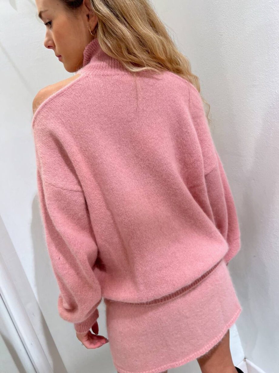 Shop Online Maglione cut out rosa Vicolo