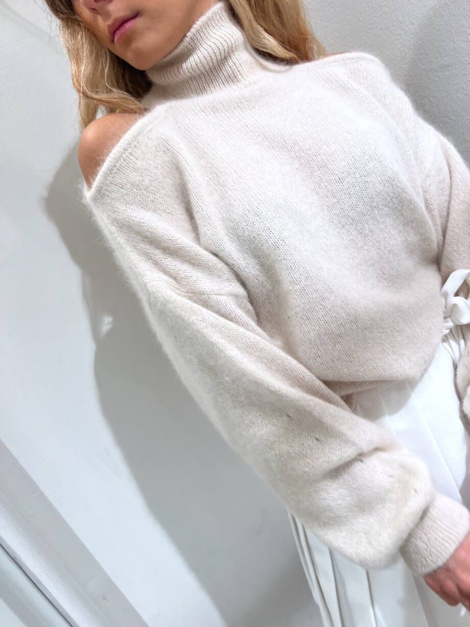 Shop Online Maglione cut out panna Vicolo