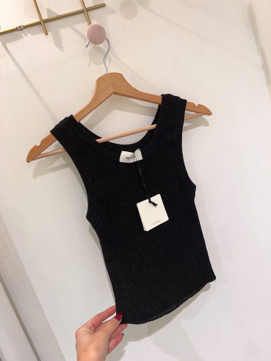 Shop Online Top crop in maglia a coste nero con lurex Vicolo