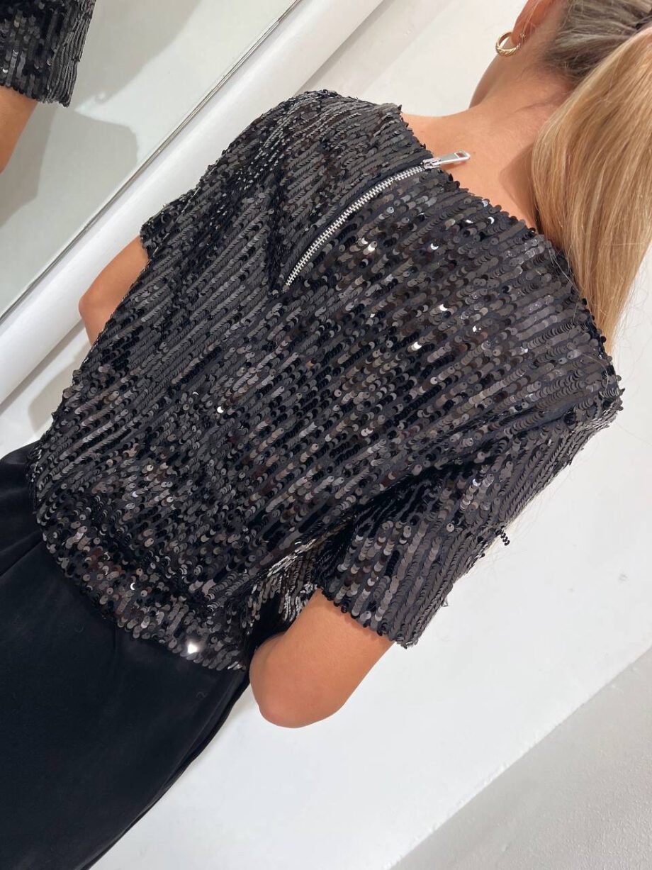 Shop Online Maglia crop nera con paillettes Vicolo