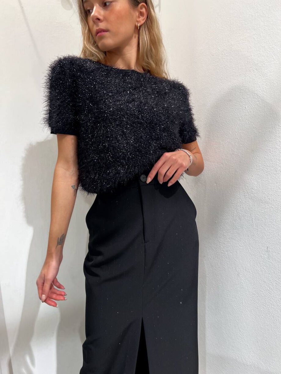 Shop Online Maglioncino crop nero con peloncino lurex Vicolo