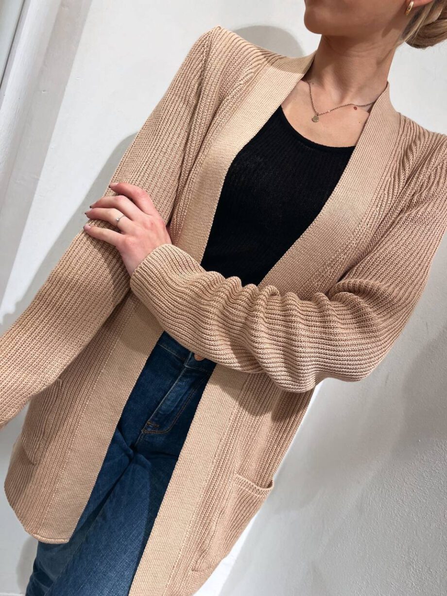 Shop Online Cardigan in maglia beige nocciola Kontatto