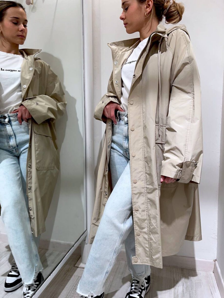 Shop Online Trench lungo over beige impermeabile Vicolo