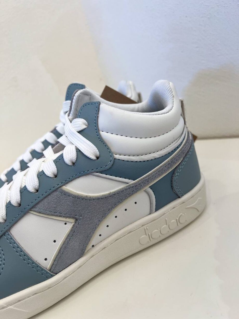 Shop Online Sneakers magic basket demi bianche e azzurre Diadora