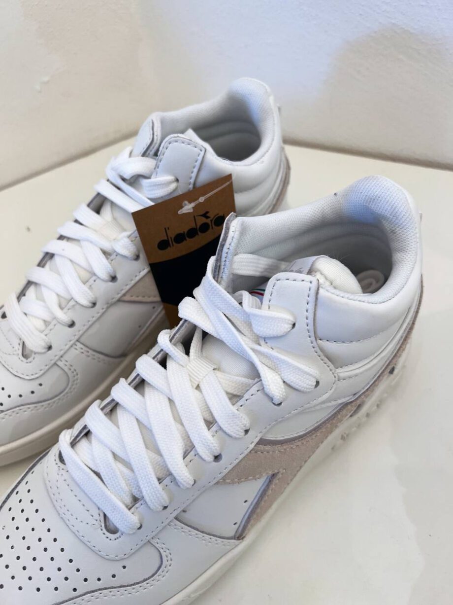 Shop Online Sneakers magic basket demi bianche e beige Diadora