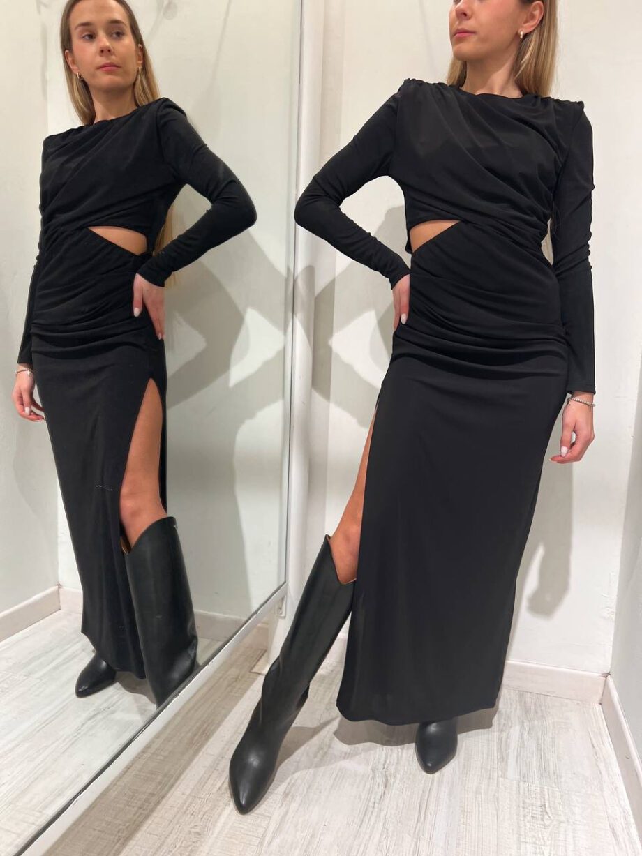 Shop Online Vestito lungo nero cut out e drappeggio The Lulù