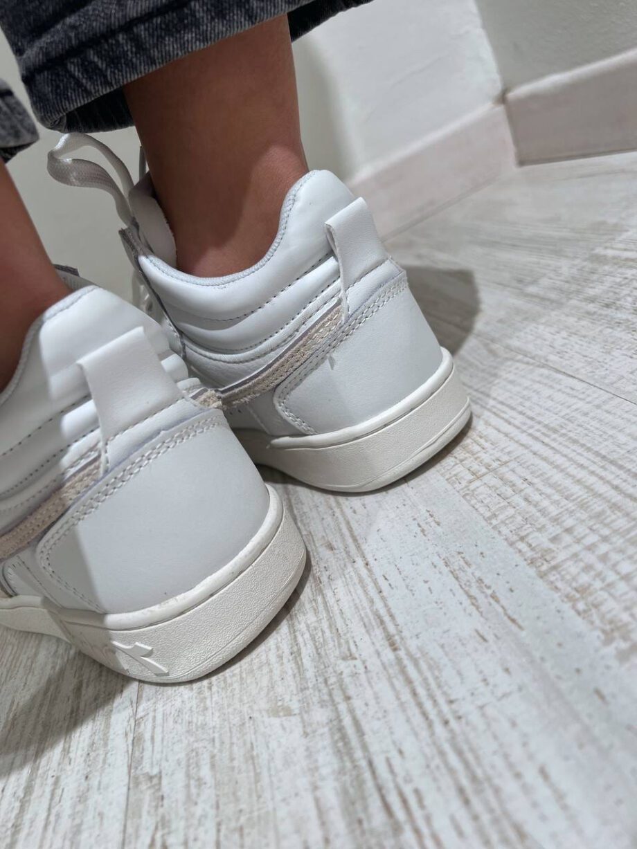 Shop Online Sneakers magic basket demi bianche e beige Diadora