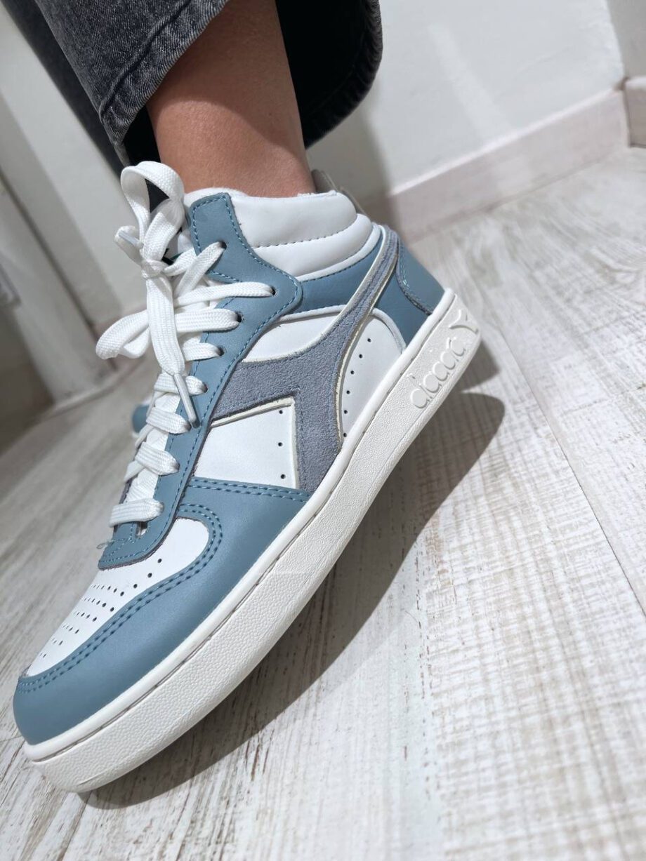 Shop Online Sneakers magic basket demi bianche e azzurre Diadora