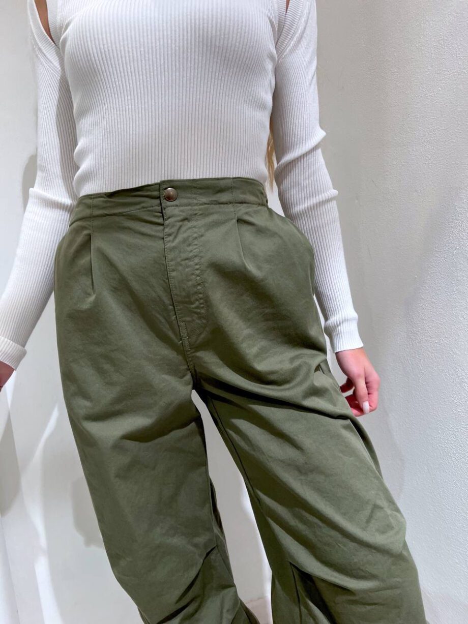 Shop Online Pantalone ampio verde militare con elastici Vicolo