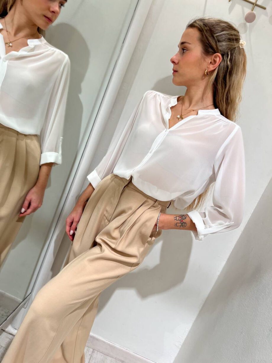 Shop Online Camicia bianca semitrasparente in georgette Kontatto