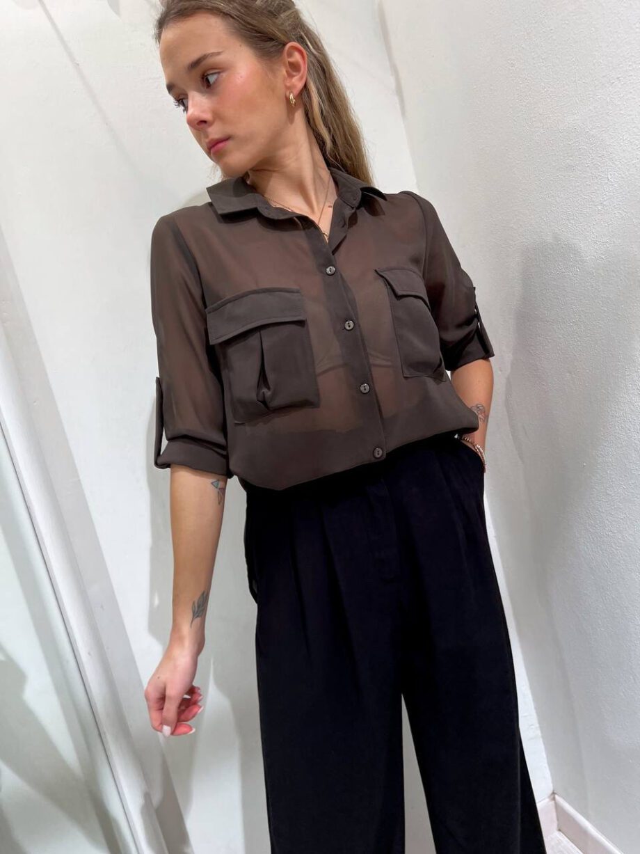 Shop Online Camicia semitrasparente con tasche verde militare Kontatto
