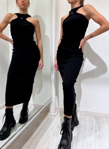Shop Online Vestito lungo in maglia nero smanicato Have One