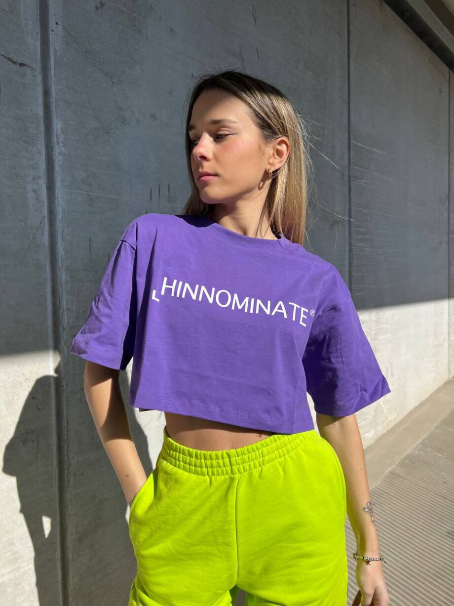 Shop Online T-shirt crop ampia viola Hinnominate