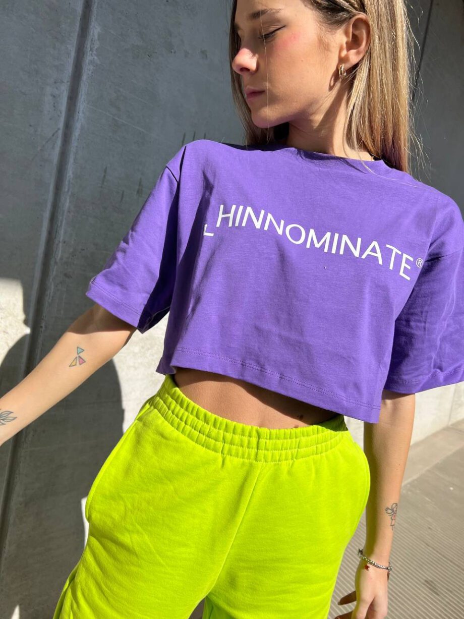 Shop Online T-shirt crop ampia viola Hinnominate