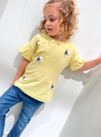 Shop Online T-shirt gialla stampa gelati con pompon Name It