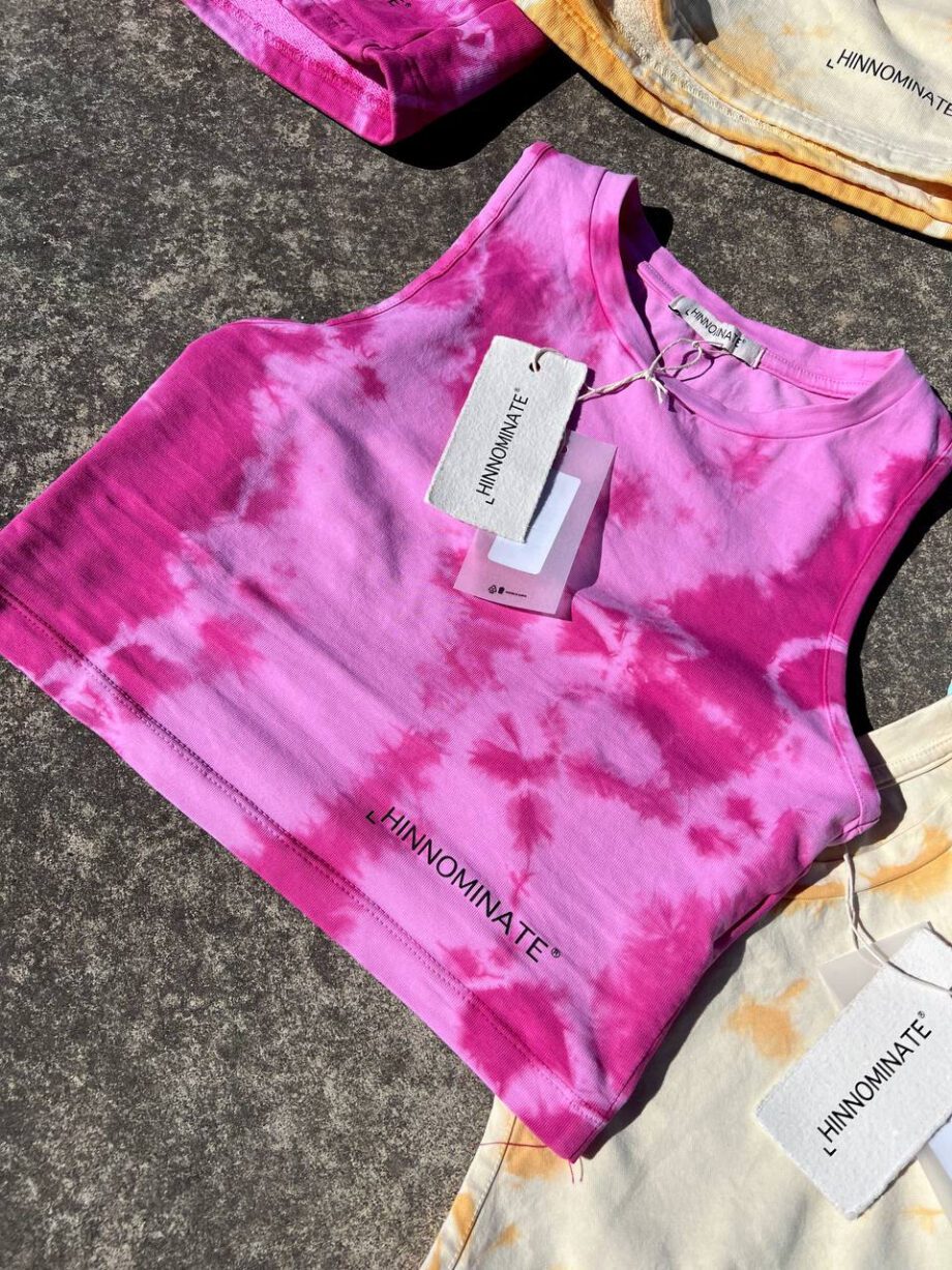 Shop Online Top crop smanicato tie dye rosa Hinnominate