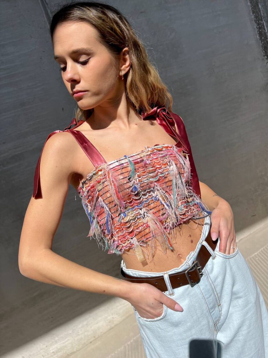 Shop Online Top crop in tulle e frange colorate Revise