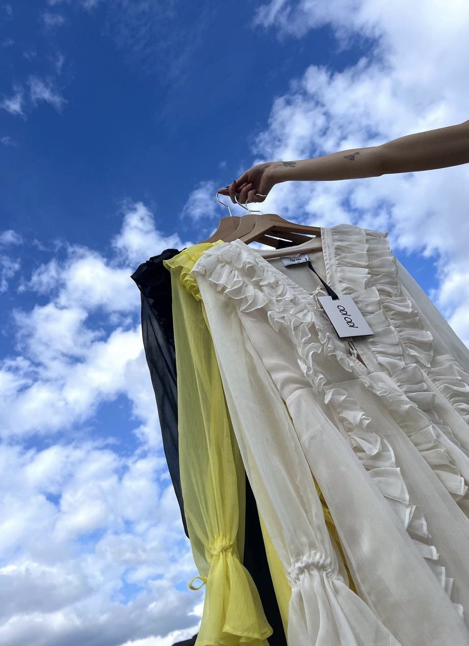 Shop Online Vestito corto JADE panna con rouches Odì Odì