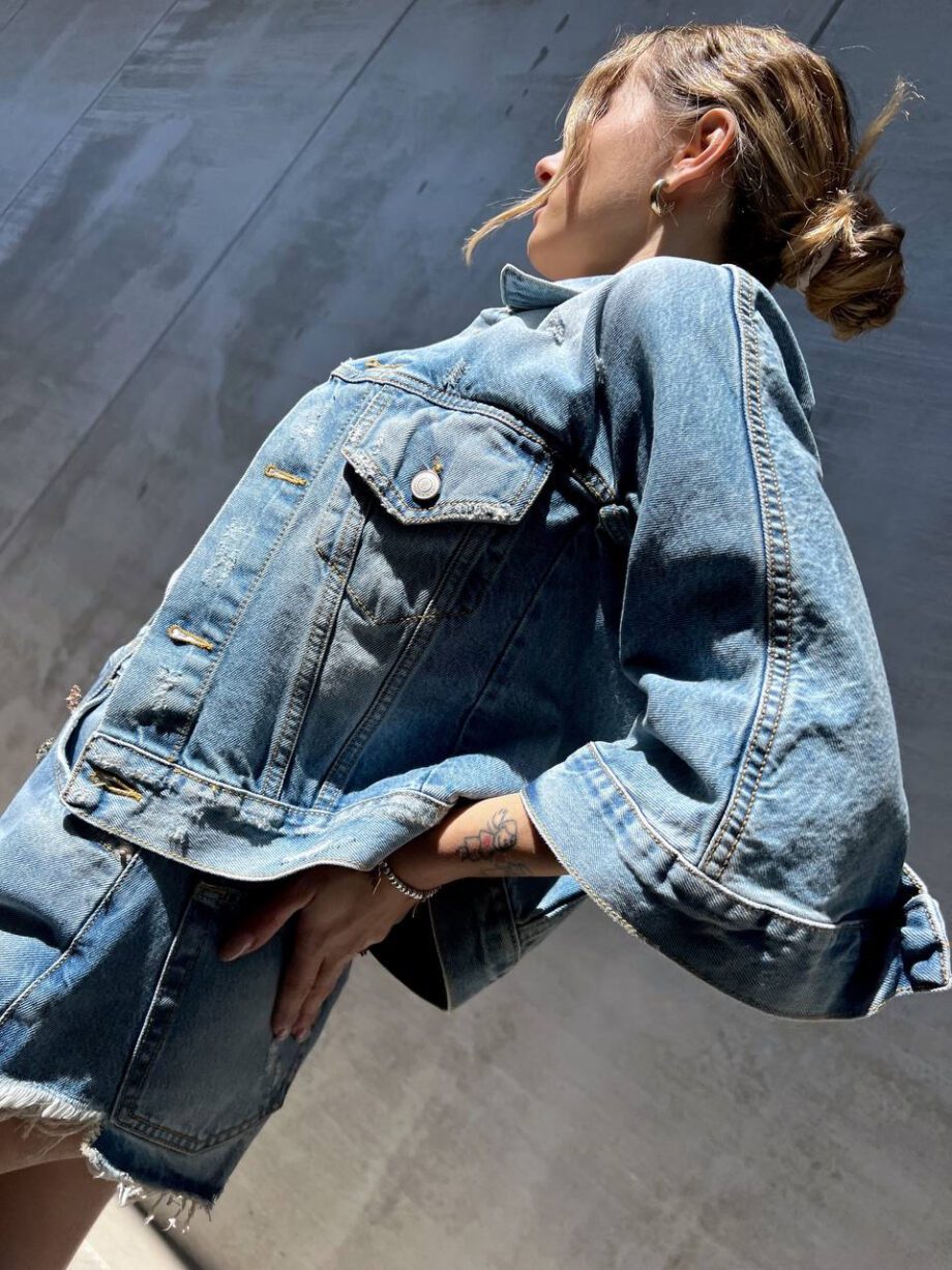 Shop Online Giacchetto in jeans bottoni gioiello Vicolo