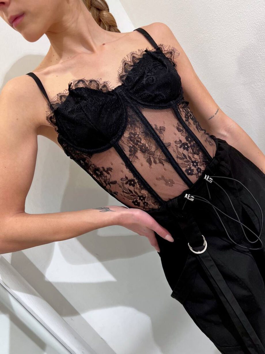 Shop Online Top corsetto in pizzo nero Vicolo
