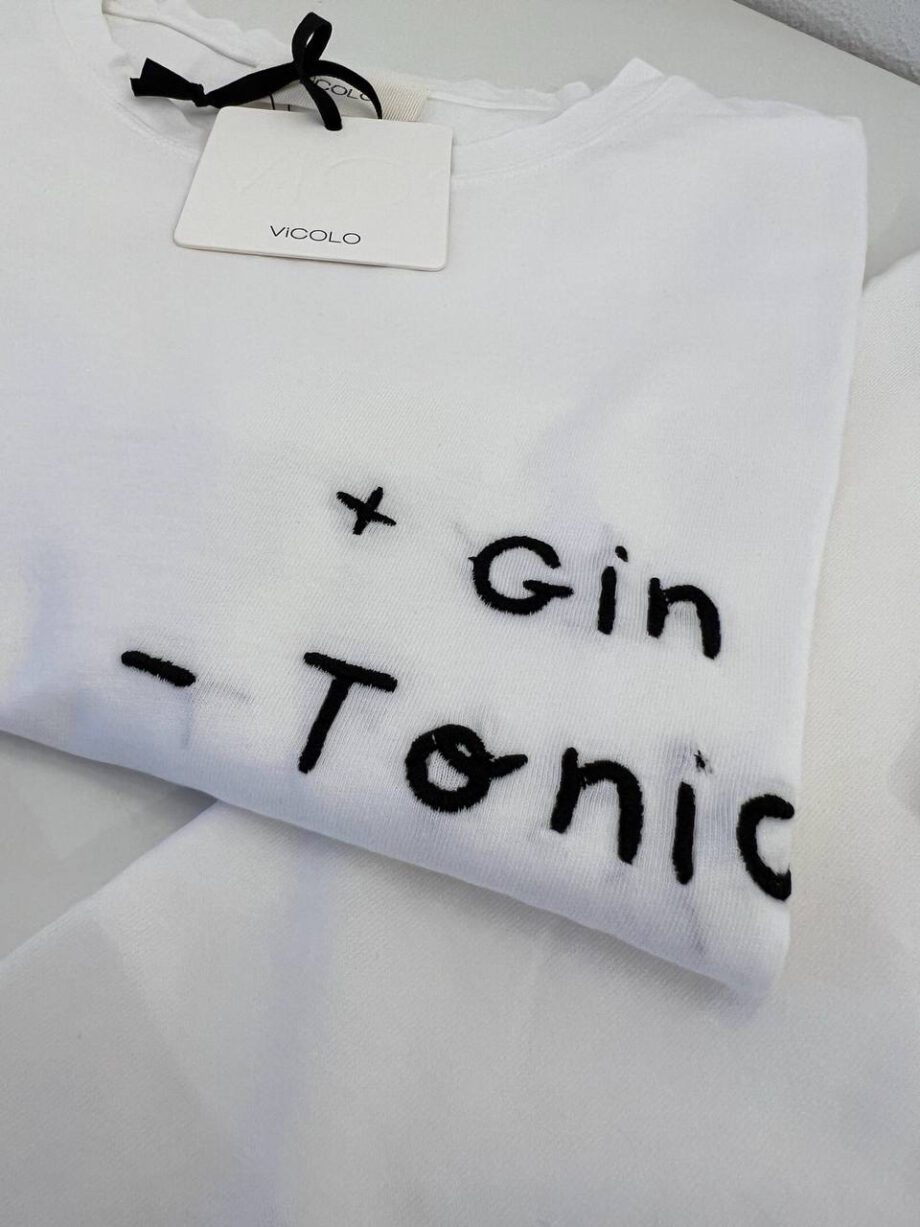 Shop Online T-shirt bianca con scritta ricamo +gin -tonic Vicolo