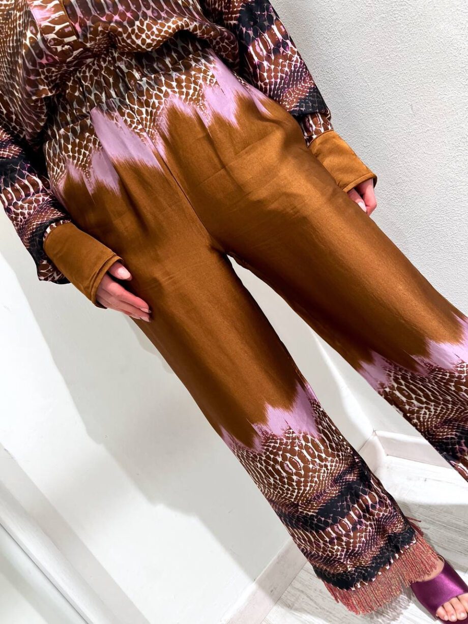 Shop Online Pantalone in raso marrone con fantasia Dimora