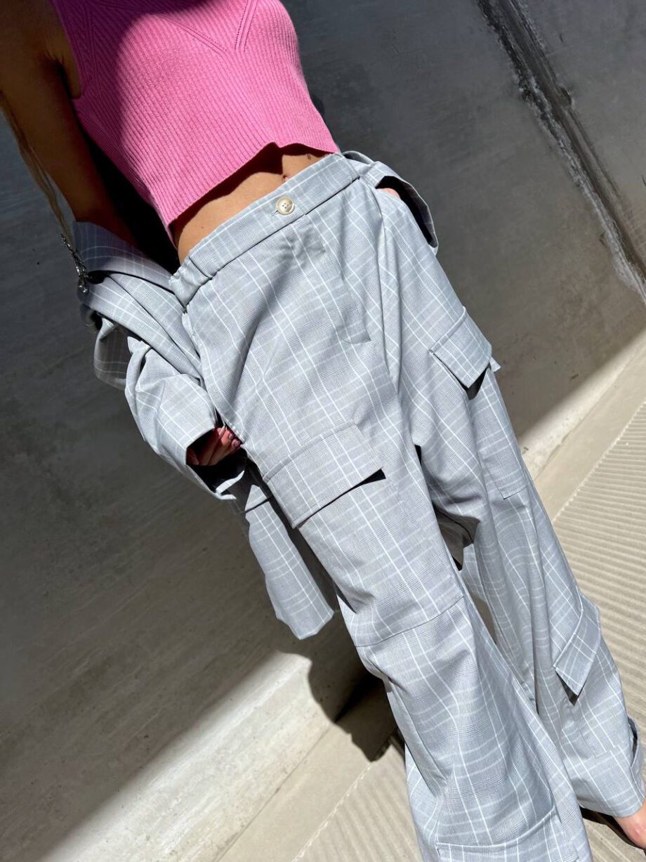 Shop Online Pantalone cargo wide leg grigio a quadri Vicolo