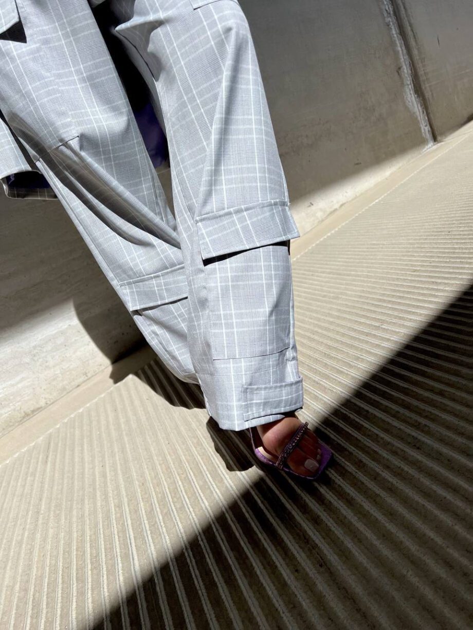 Shop Online Pantalone cargo wide leg grigio a quadri Vicolo