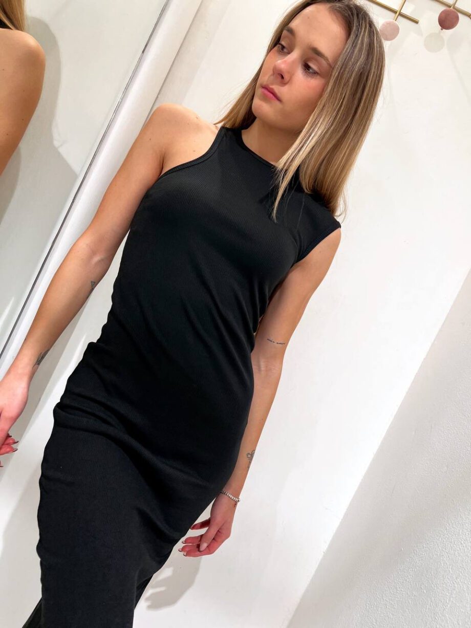 Shop Online Vestito in maglia a costine nero con spacco Revise