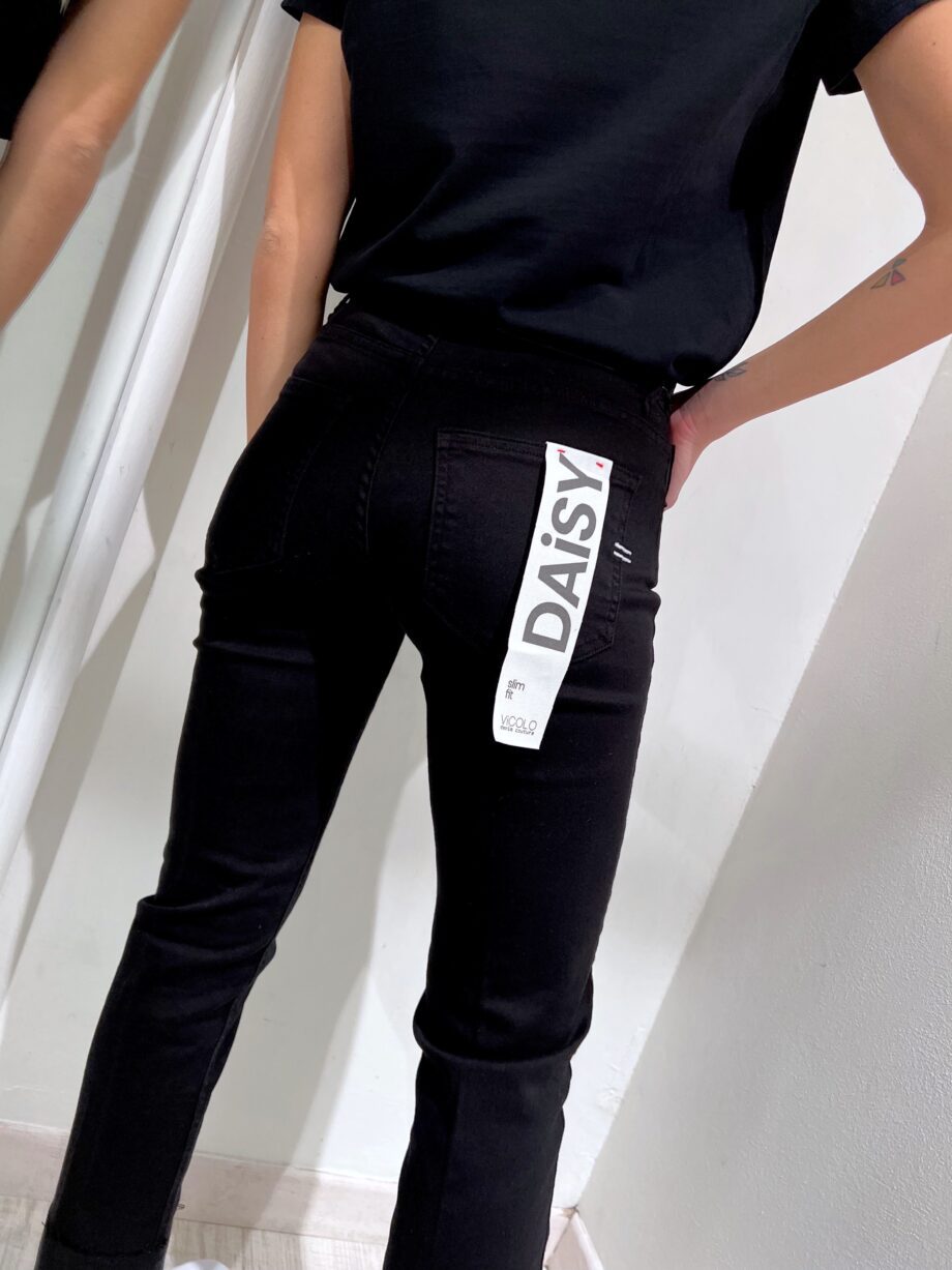 Shop Online Jeans Daisy nero con rovescia Vicolo