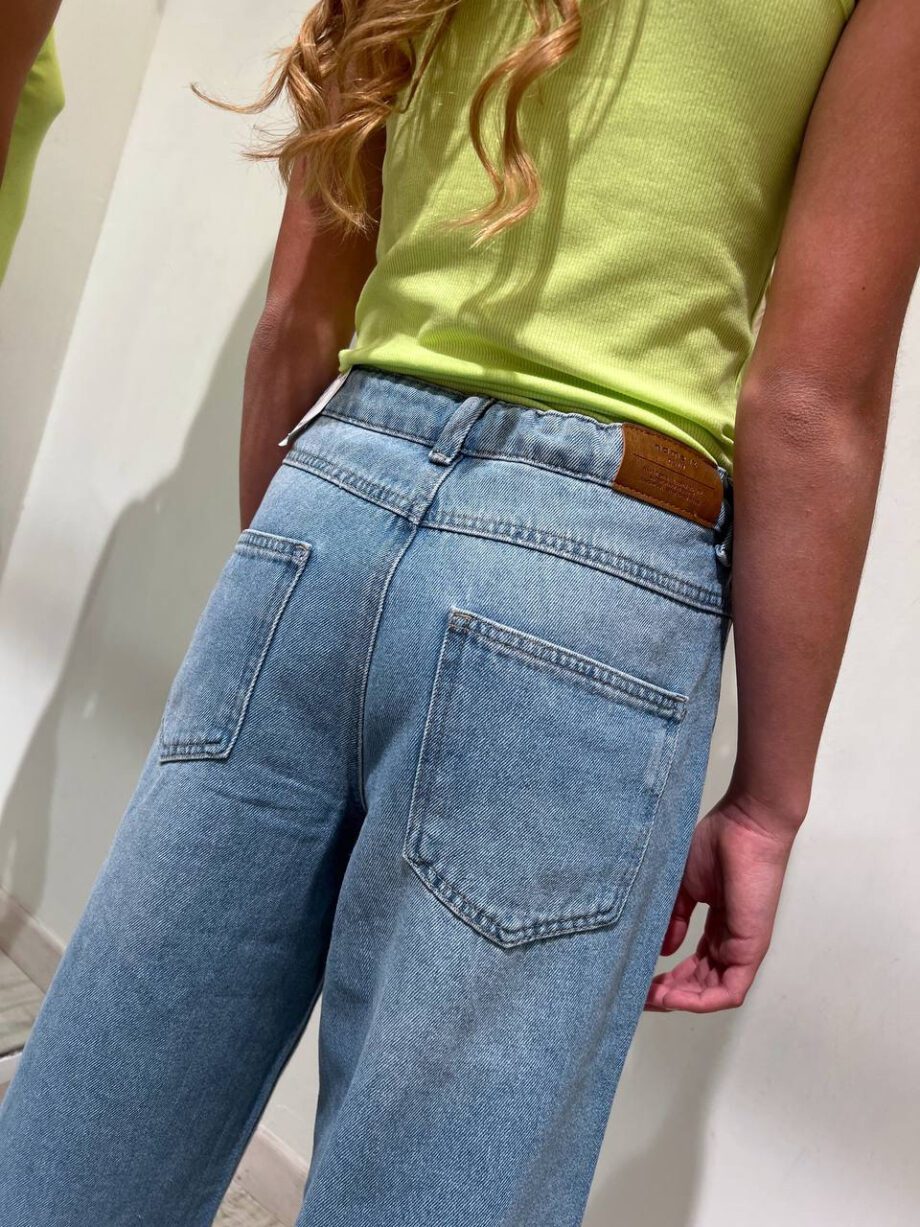 Shop Online Jeans chiaro palazzo con rotture Name it