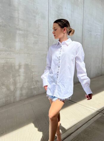 Shop Online Camicia bianca in cotone con scritta ricamo Revise