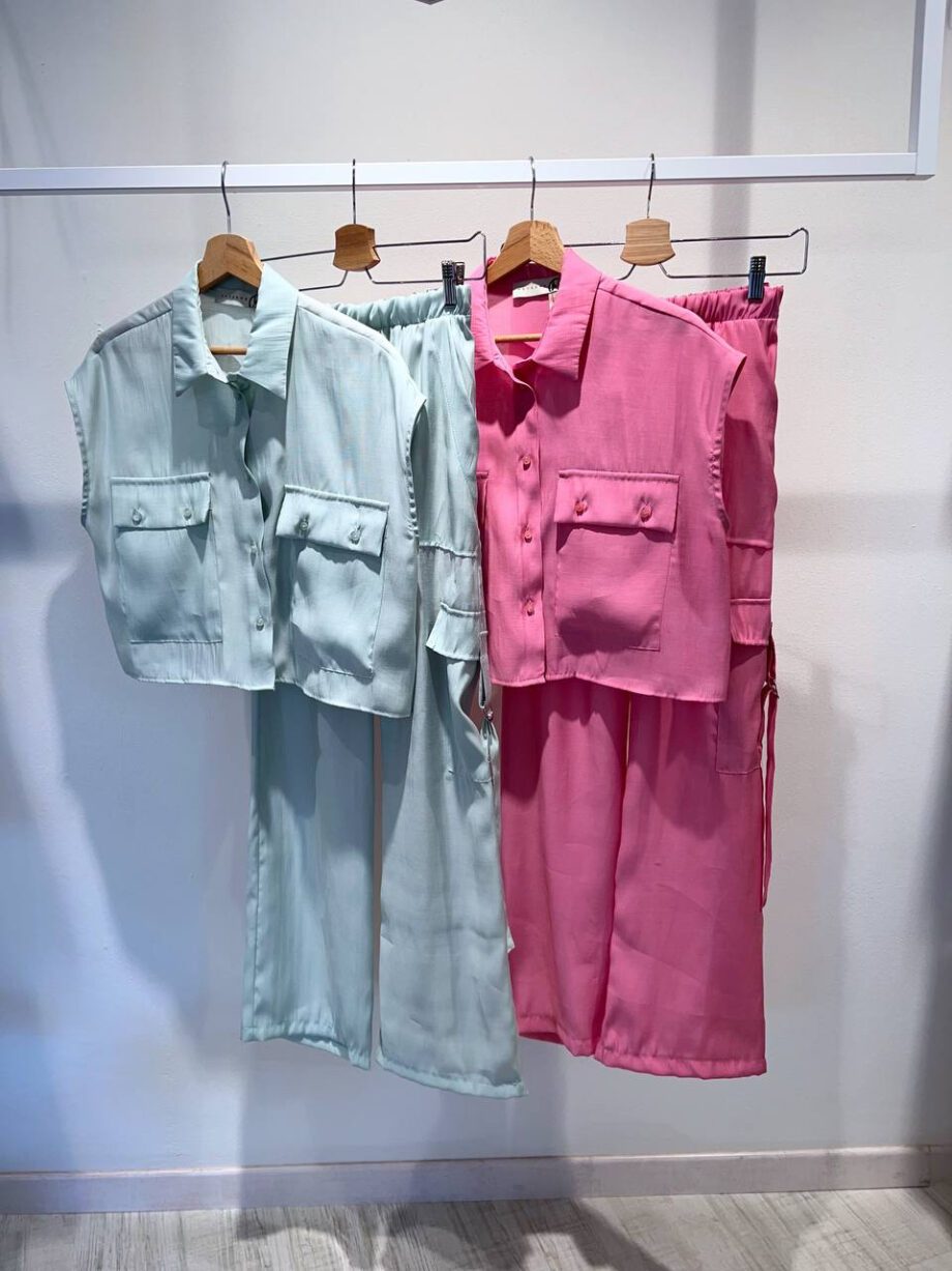 Shop Online Pantalone morbido rosa con maxi tasche Have One