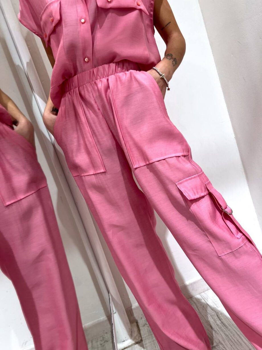 Shop Online Pantalone morbido rosa con maxi tasche HaveOne