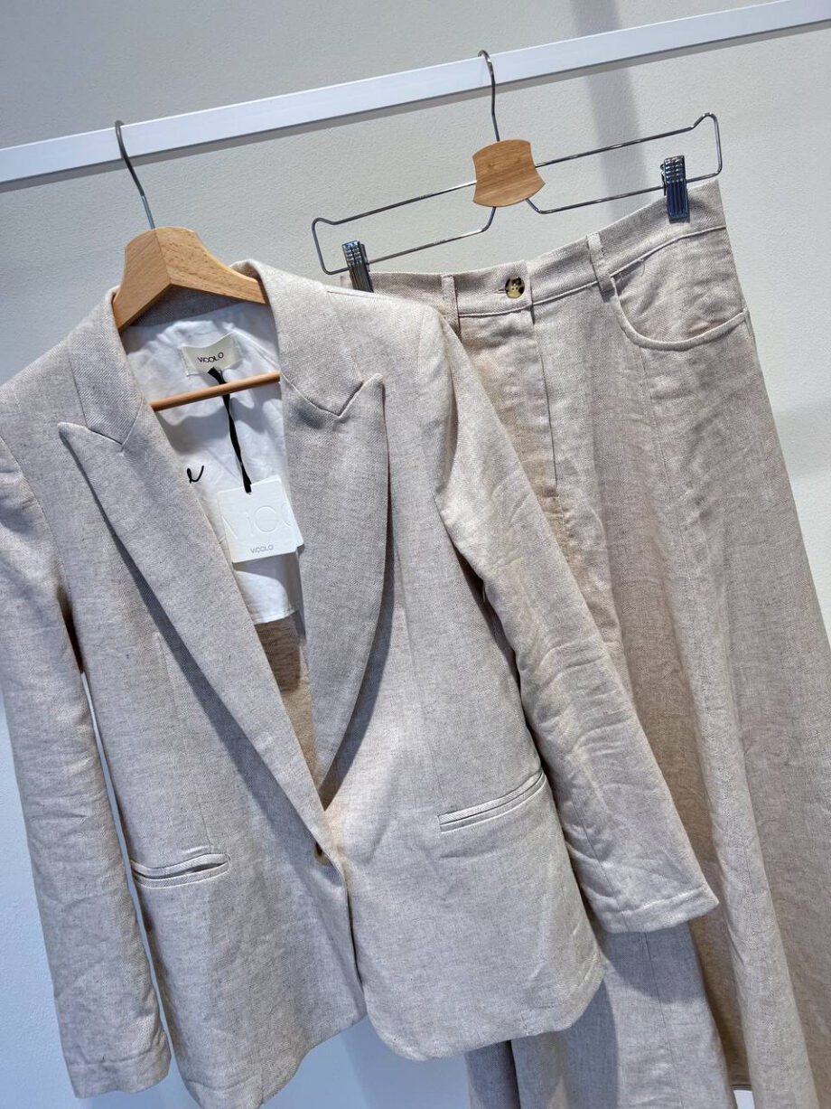 Shop Online Blazer in lino beige effetto spigato Vicolo