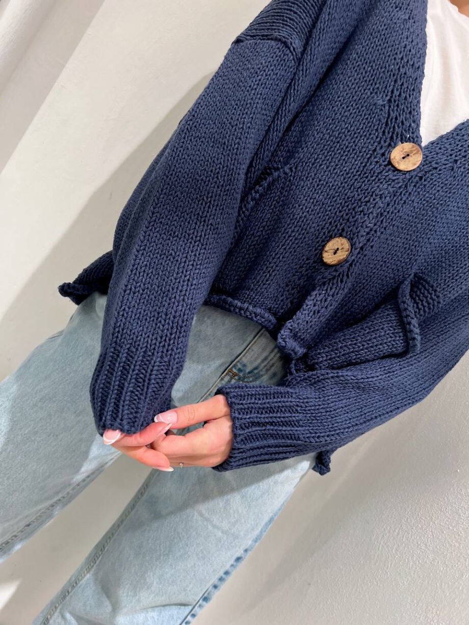 Shop Online Cardigan corto in maglia blu HaveOne