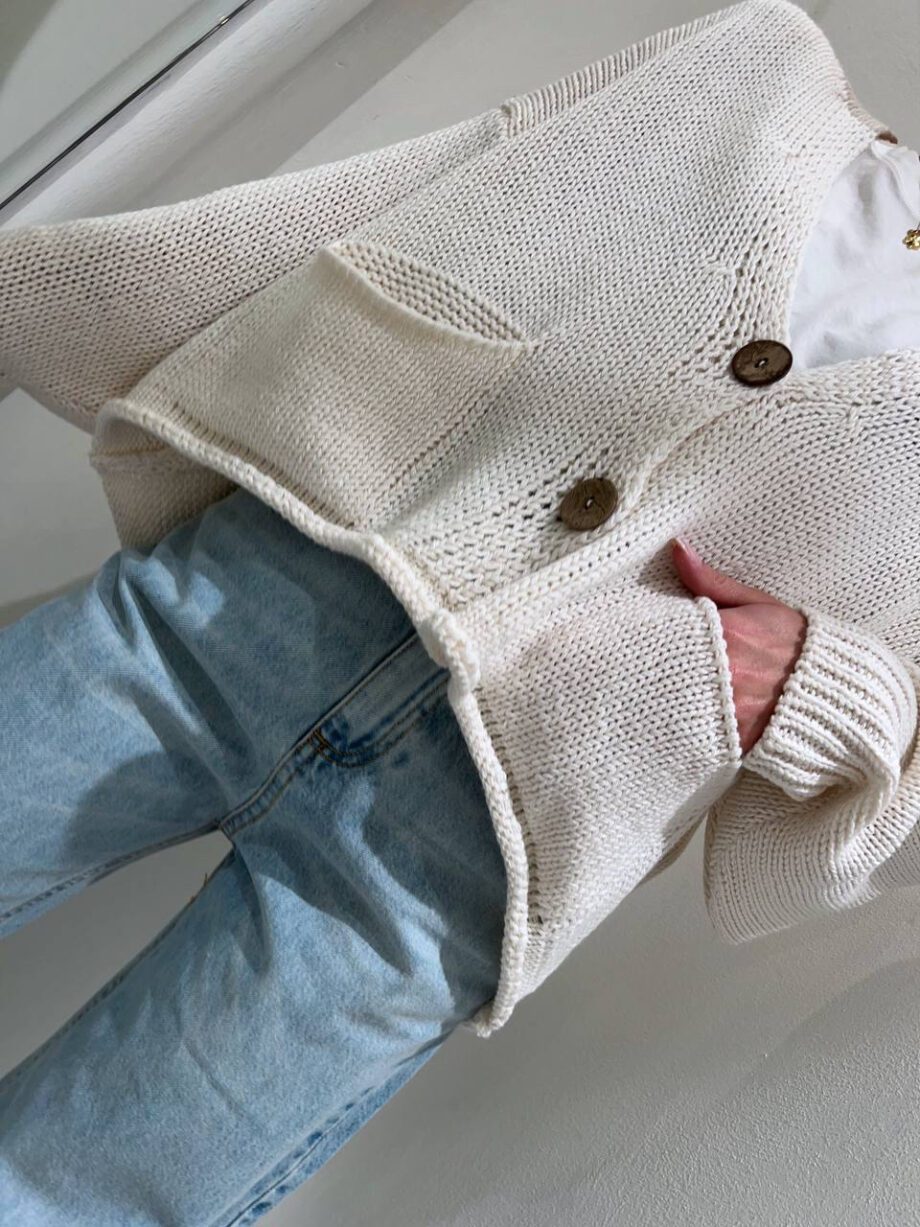 Shop Online Cardigan corto in maglia panna HaveOne