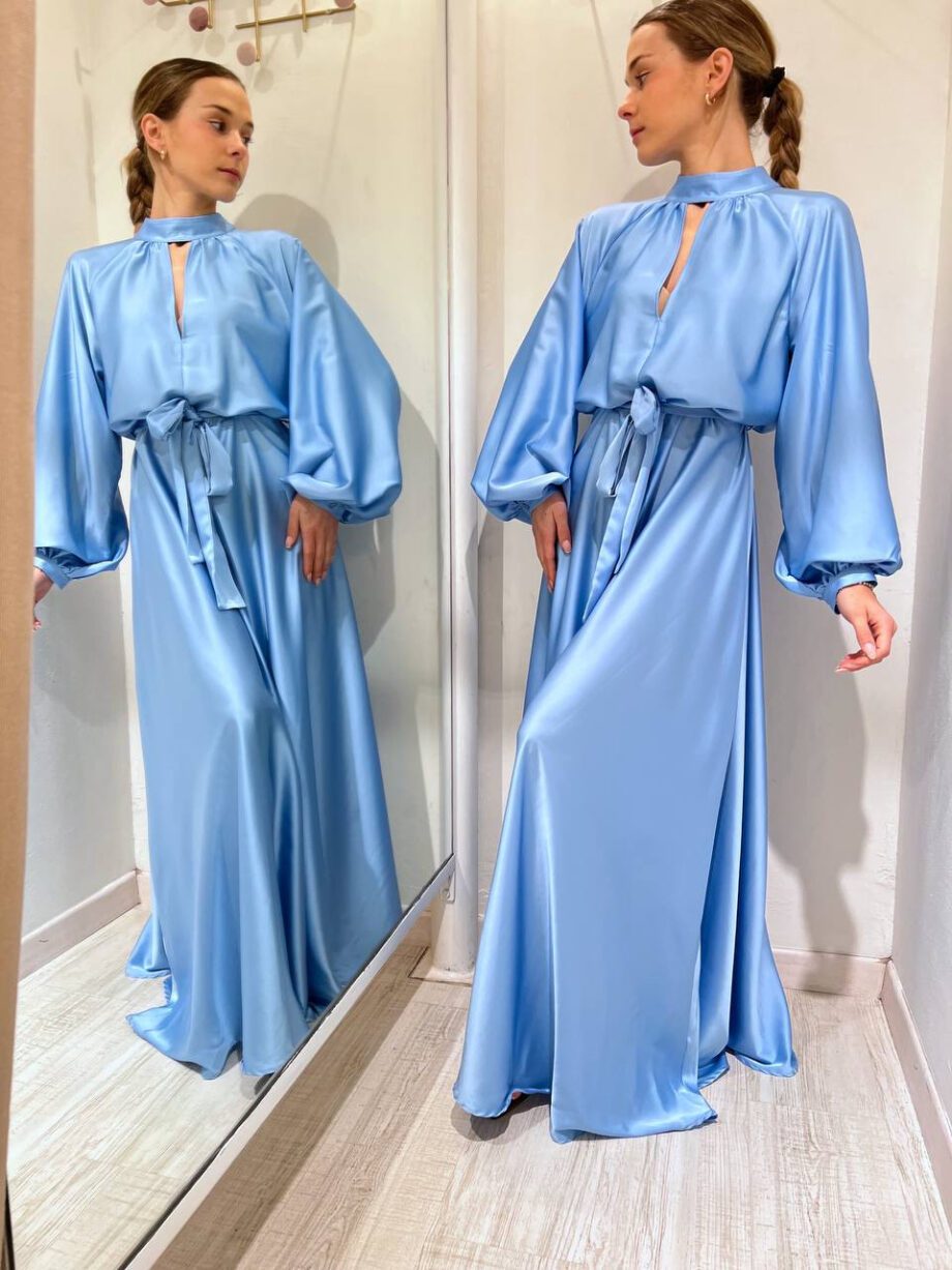 Shop Online Vestito lungo in raso azzurro maniche palloncino Vicolo