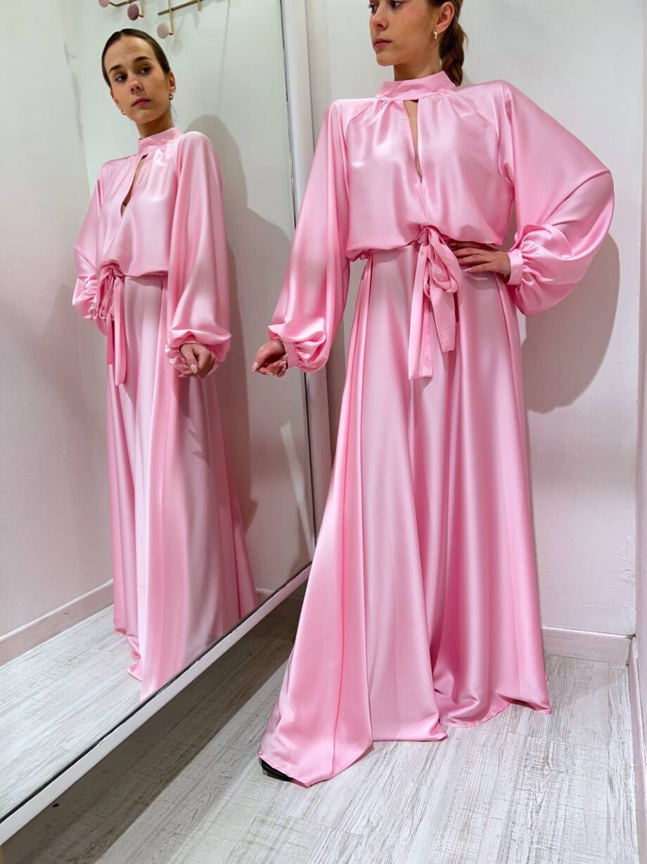 Shop Online Vestito lungo in raso rosa maniche palloncino Vicolo
