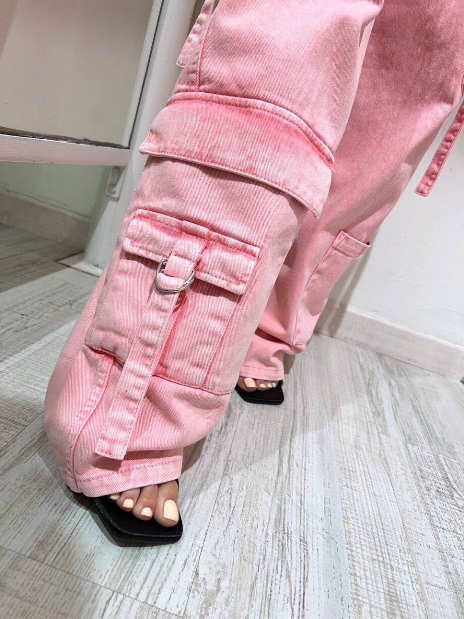 Shop Online Jeans cargo maxi tasche rosa Vicolo