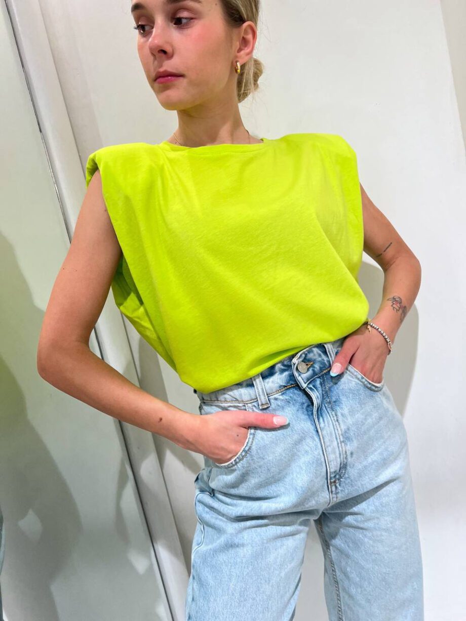 Shop Online T-shirt smanicata lime con spalline imbottite Vicolo