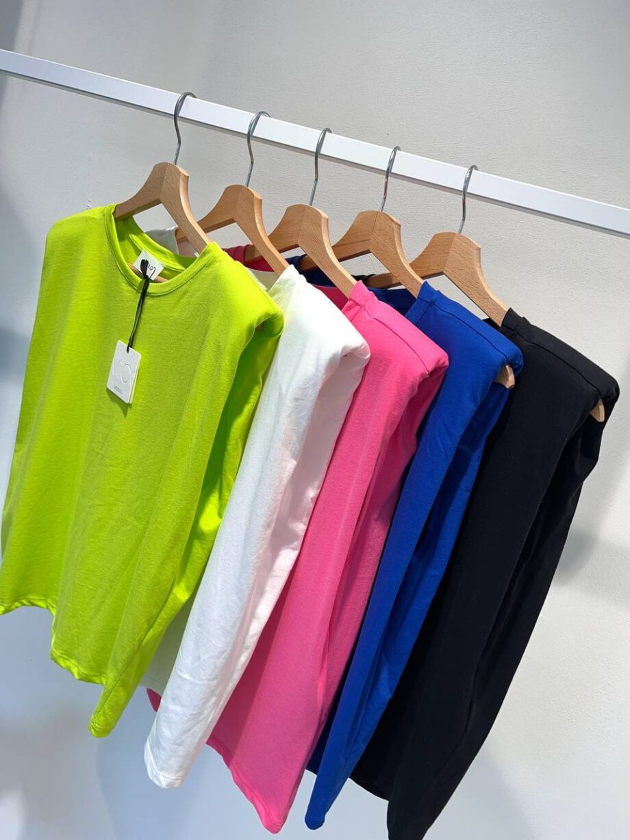 Shop Online T-shirt smanicata lime con spalline imbottite Vicolo